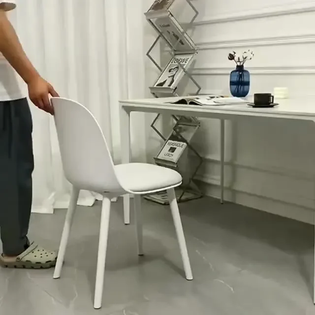 C0048 Обеденный стул Nordic Пластиковый рабочий стул Design Sense Home Чистый Красный Стул для макияжа Белая Современная Простая спинка табурета