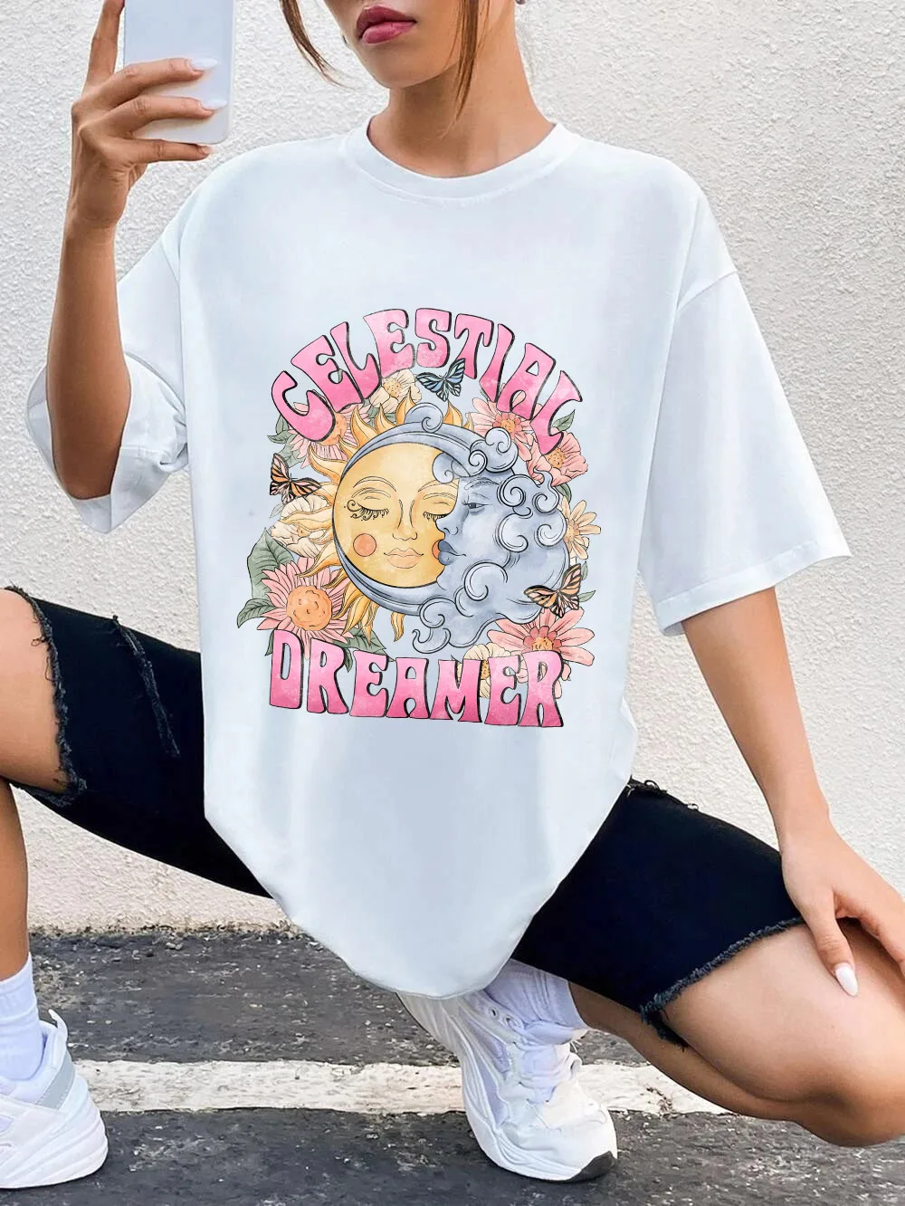 Celestial Dreamer Цветная футболка Оверсайз с цветочным рисунком солнца и Луны, Графическая Свободная Футболка, Женский Модный Повседневный хлопковый Эстетичный Топ