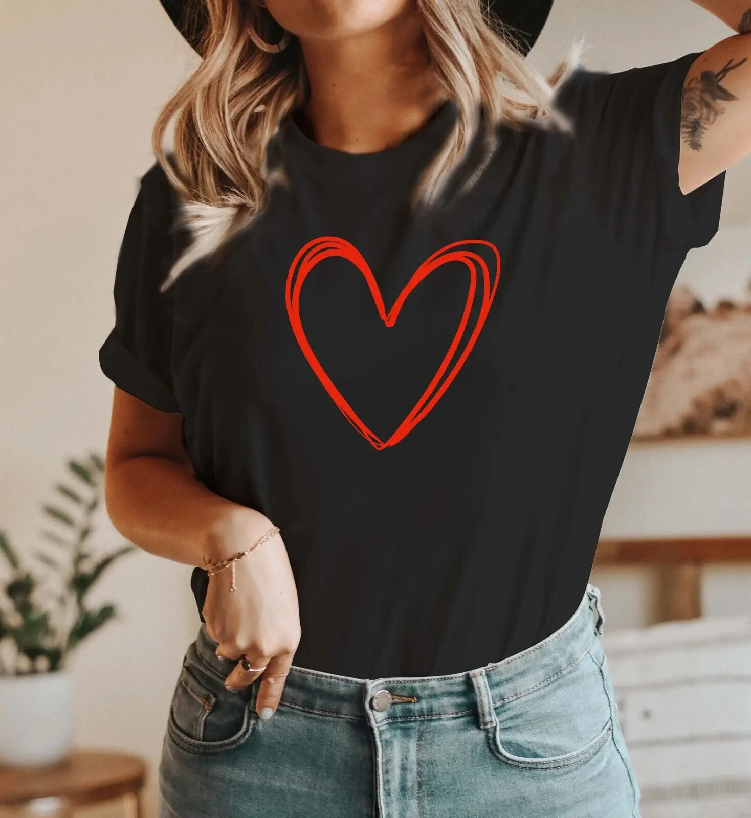 Женские рубашки на день Святого Валентина, футболка с надписью LOVE, милая футболка с надписью Valentine с логотипом Love в виде сердца