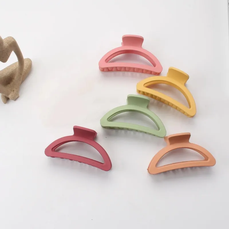 Новая корейская версия полукруглых аксессуаров Everything Color с выдолбленной заколкой в виде акулы