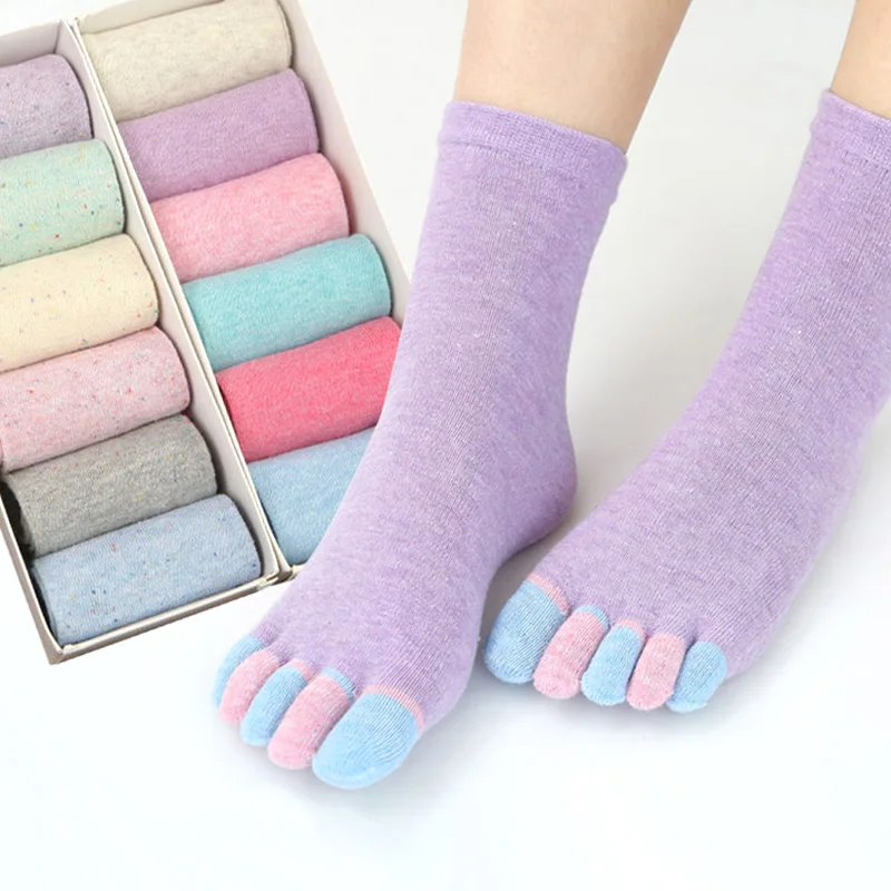 Одна пара ярких хлопчатобумажных носков карамельного цвета с пятью пальцами, Дышащие Мягкие носки с пятью пальцами, уличная одежда для девочек, Носки с раздельным носком