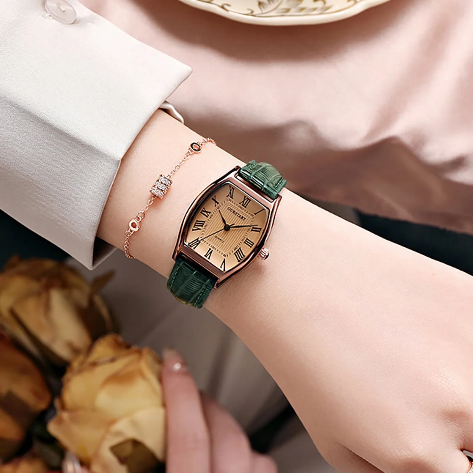 Ультратонкий прямоугольный циферблат, женские кварцевые часы, роскошный ремешок из натуральной кожи в деловом стиле, водонепроницаемые новые женские наручные часы